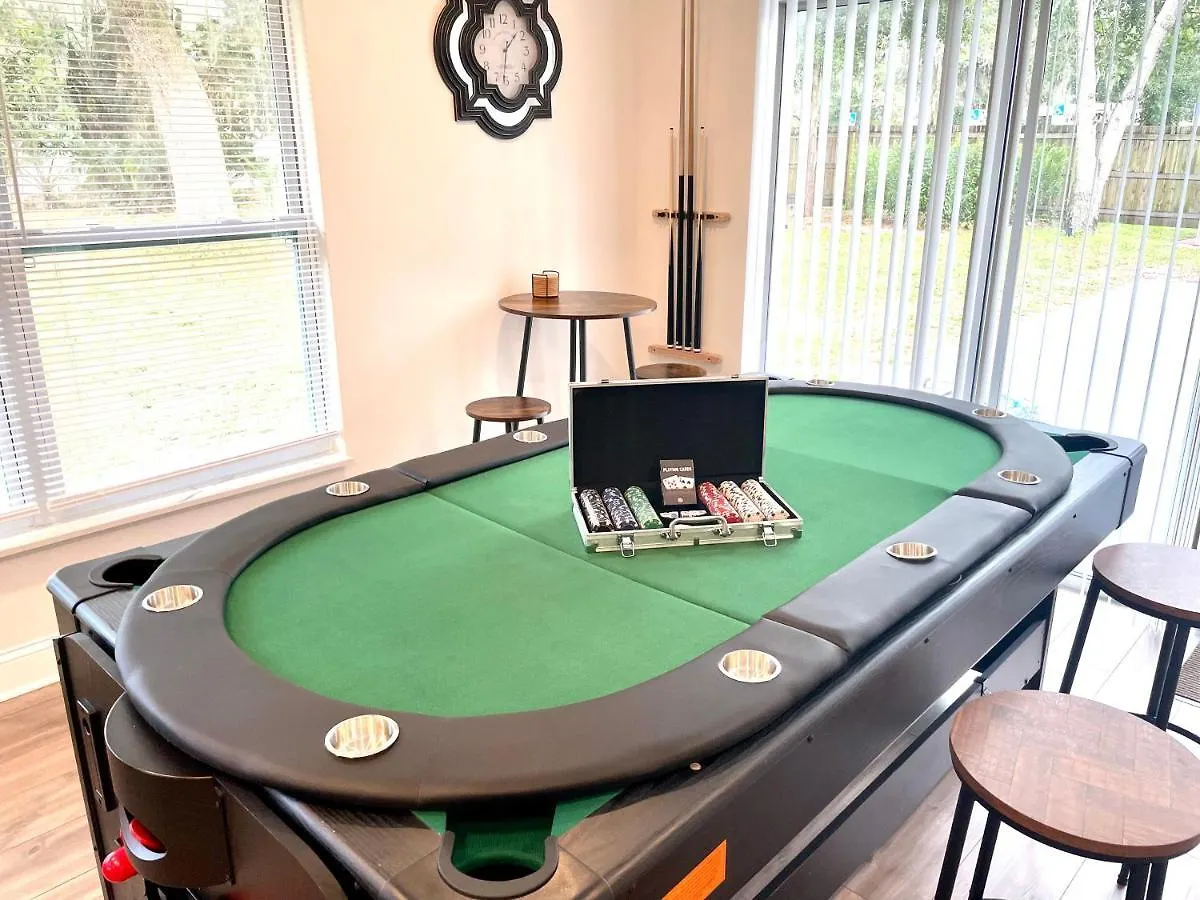 Plush Sheets, Games!, Huge Backyard, Massage Chair Tampa 0*,